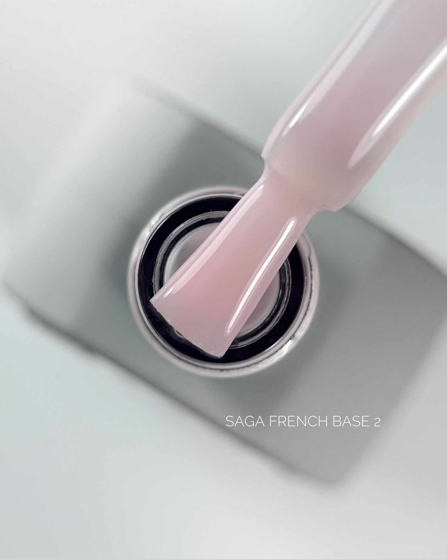 Saga French base 2, 15 ml