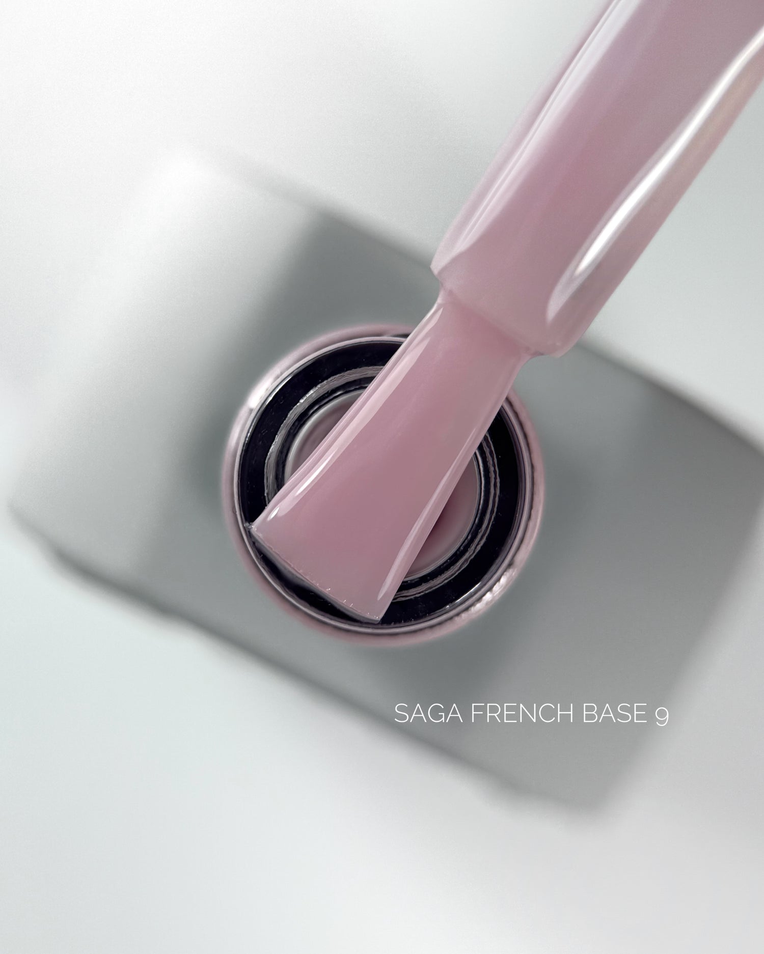 Saga French base 9, 9 ml