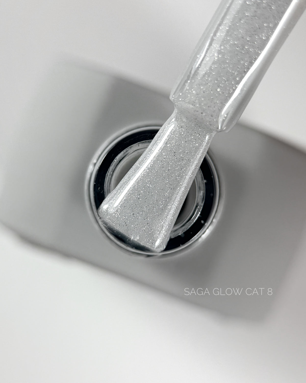 Saga professional gel polish Glow Cat 08, 10 ml