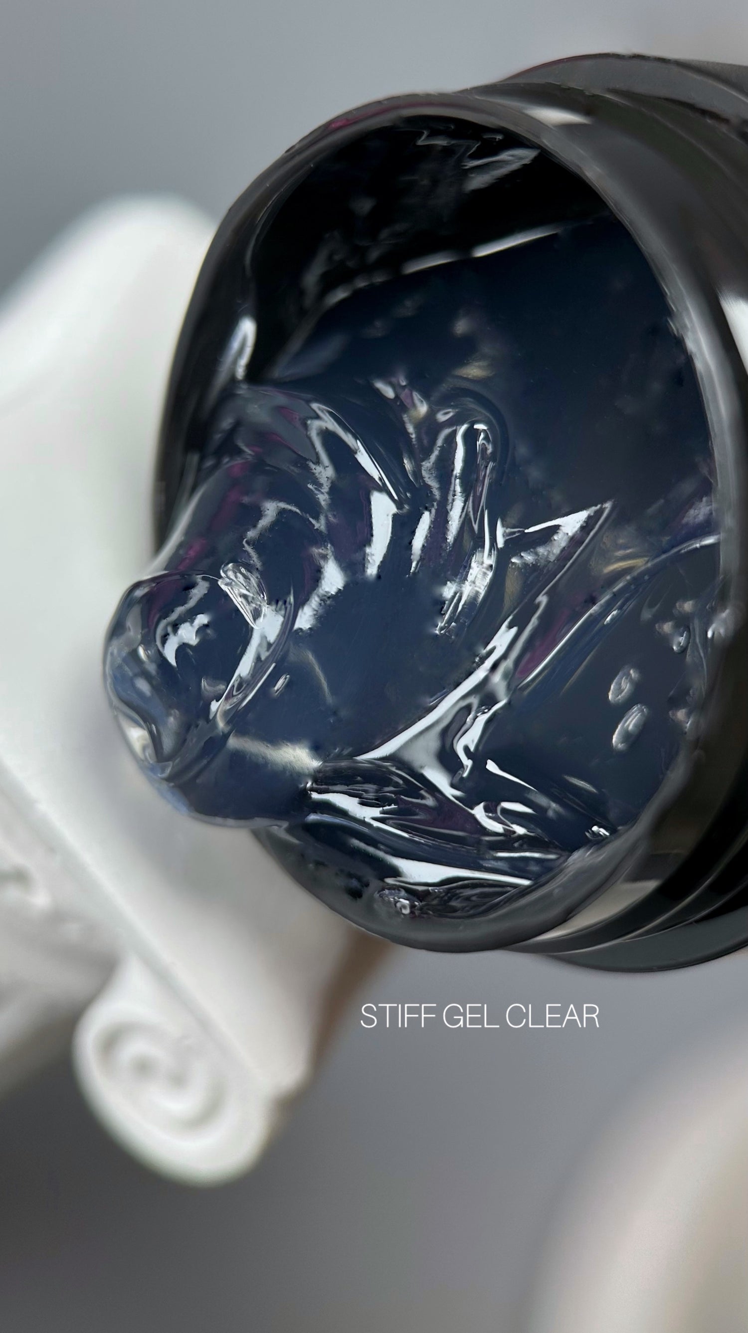 SAGA STIFF Gel Clear (transparent), 15 ml