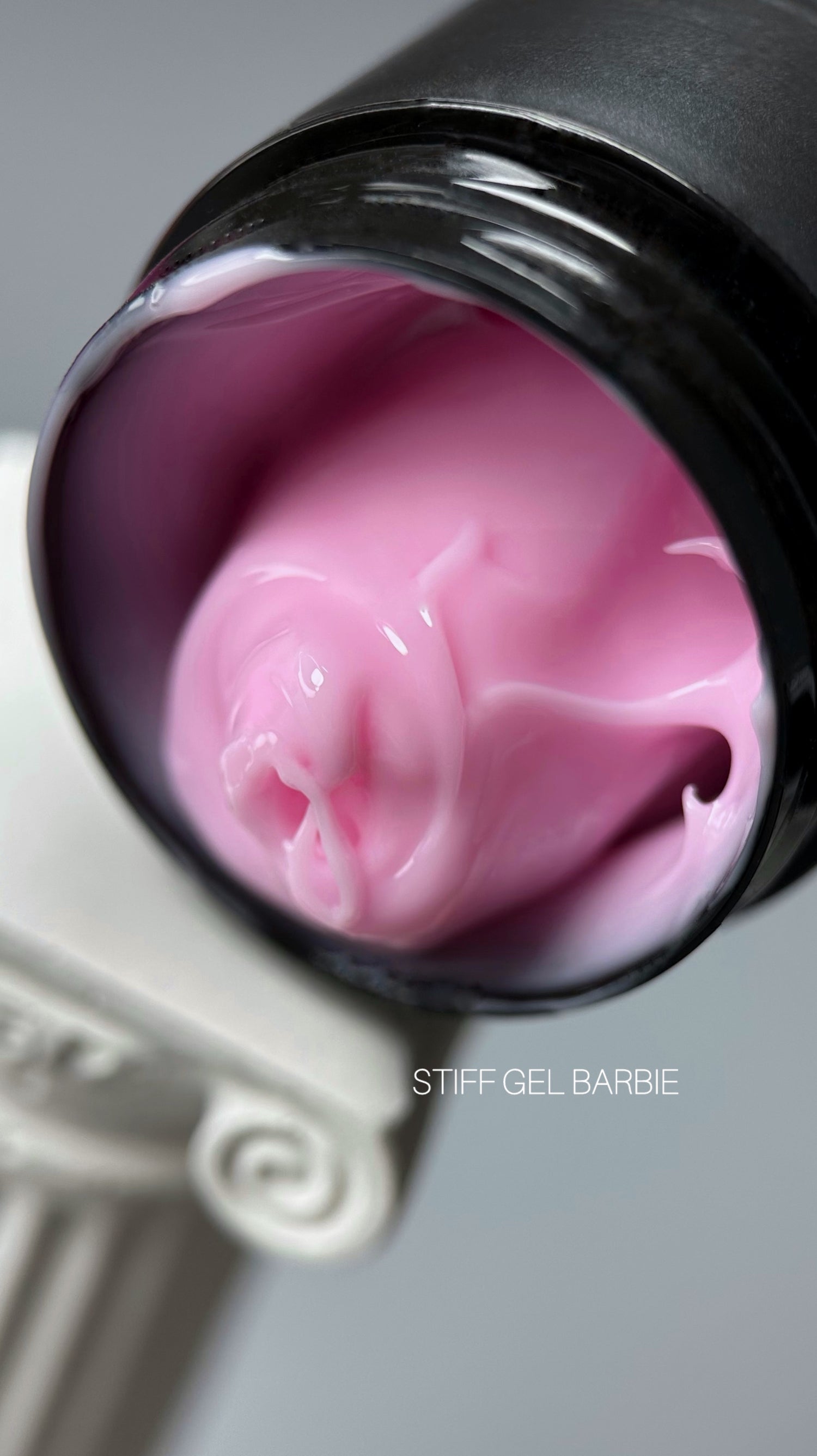 SAGA STIFF Gel Barbie (rose), 15 ml
