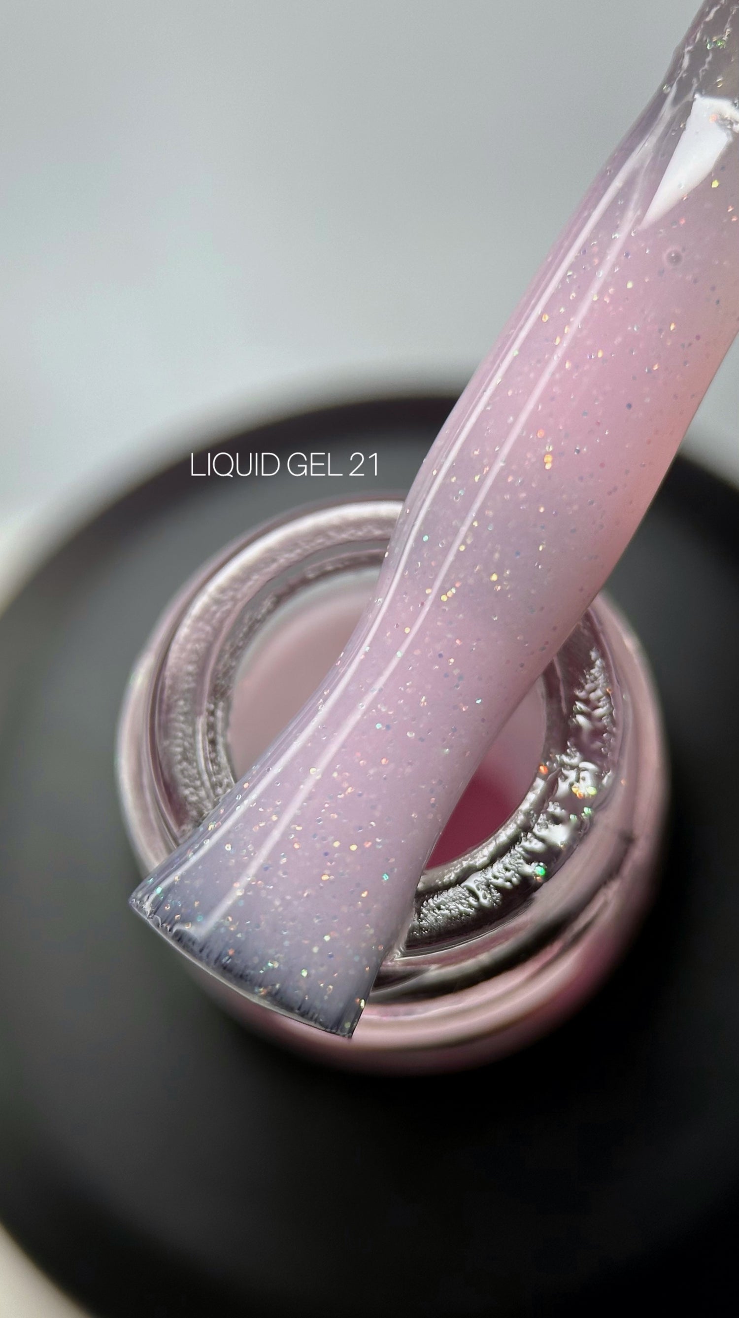 SAGA LIQUID GEL 21 (hot pink with microshine)), 15 ml