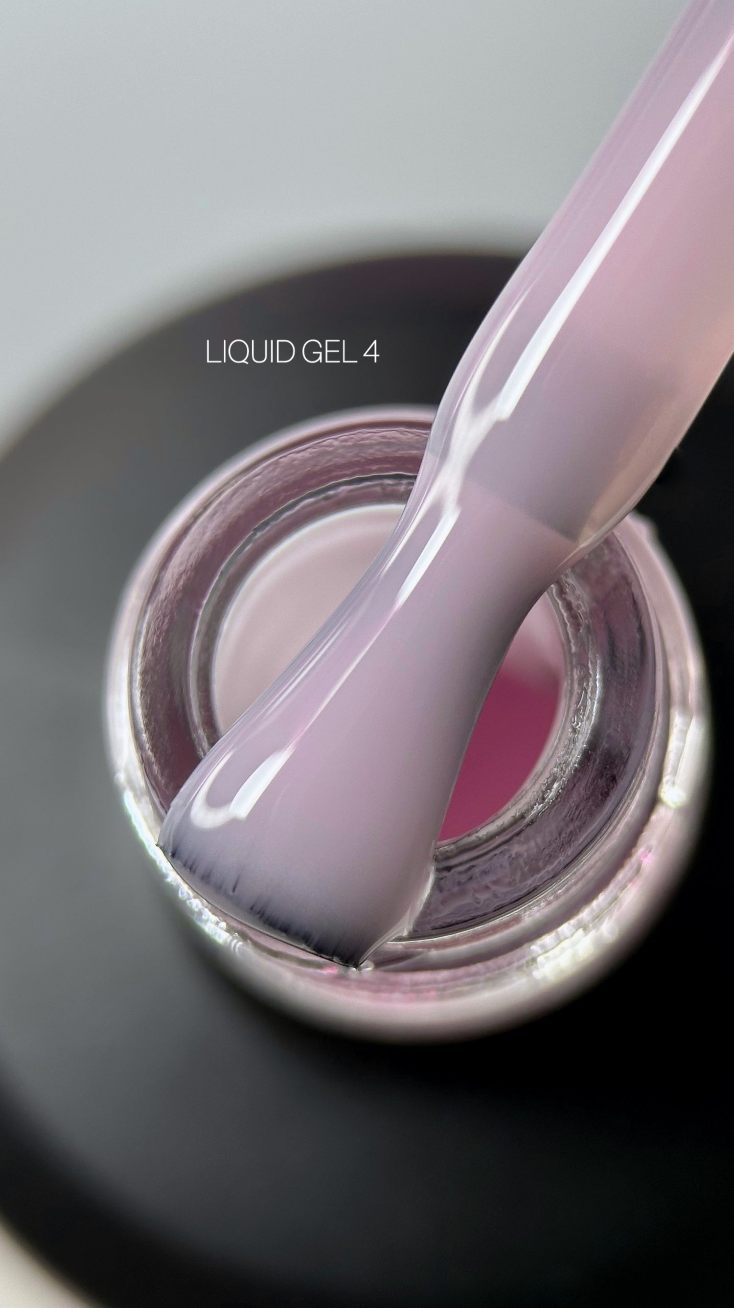SAGA LIQUID GEL 04 (pink), 15 ml