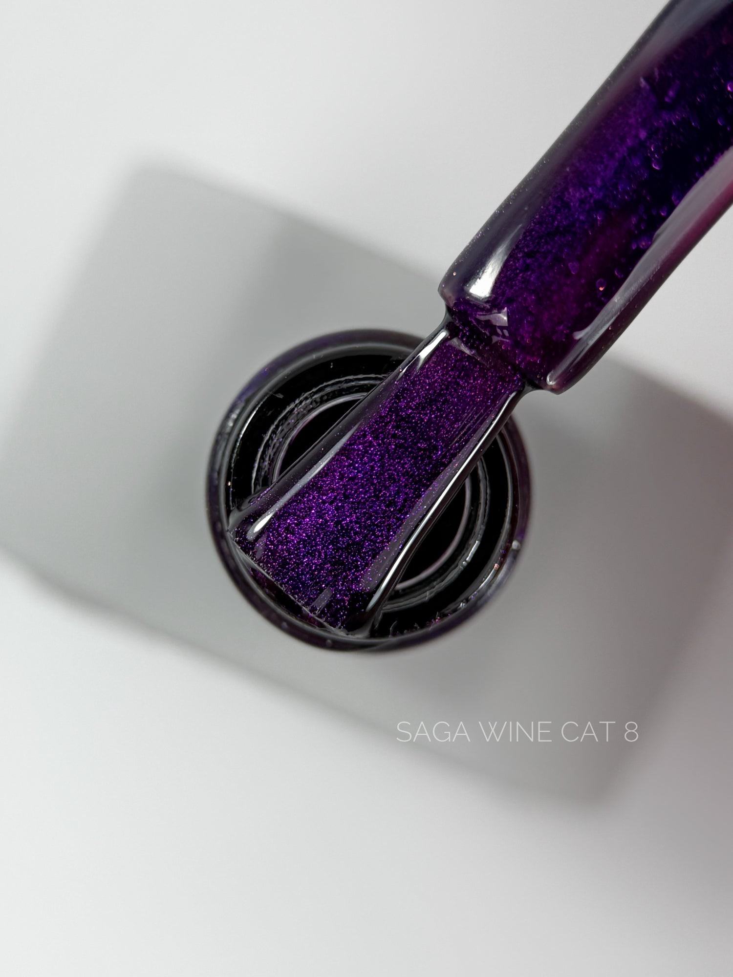 SAGA Gel polish Wine Cat 08, 10 ml