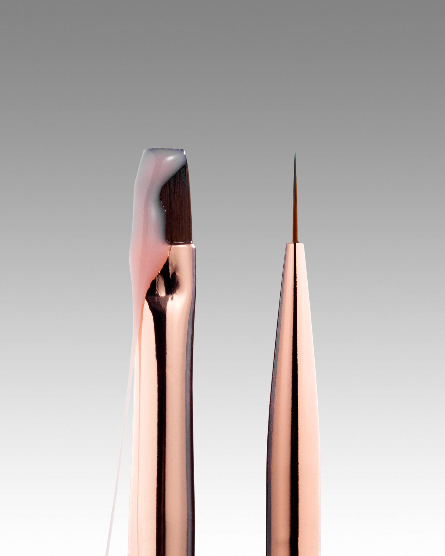 DARK doppelseitiger Pinsel (Liner 11 mm + Gel 9 mm)